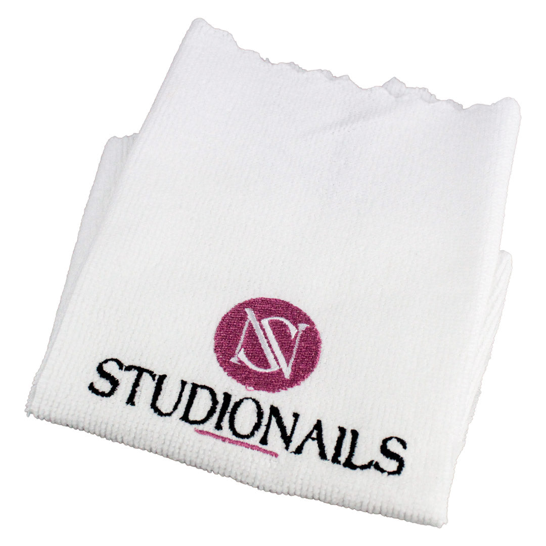 Kit Básico de Uñas en Estudio Nails - Todo lo que Necesitas para un Perfecto Cuidado y Diseño